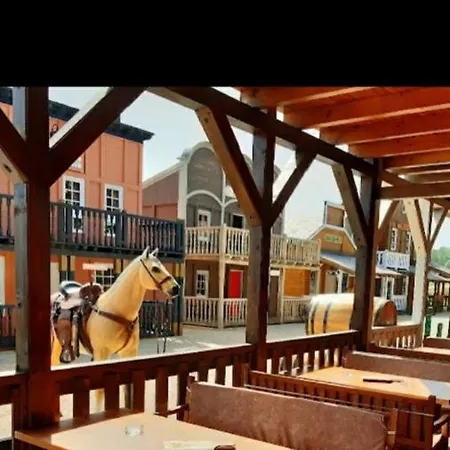 Planinska Kuca Lunjo & Vuk Дом отдыха *