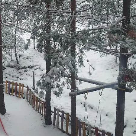 Planinska Kuca Lunjo & Vuk Vikendica *