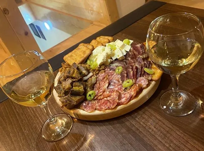 펜션 Planinska Kuca Lunjo & Vuk *