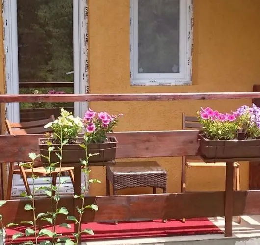 Planinska Kuca Lunjo & Vuk * 즐라티보